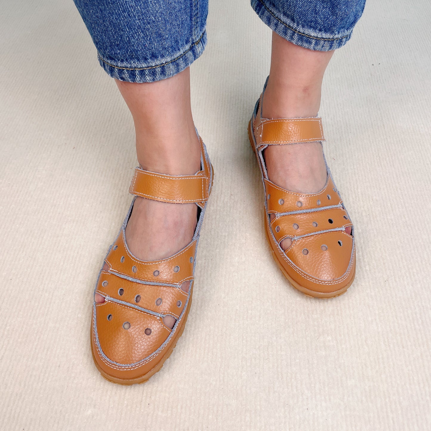 🔥- Women's Hollow Hook Flat Sandals 2