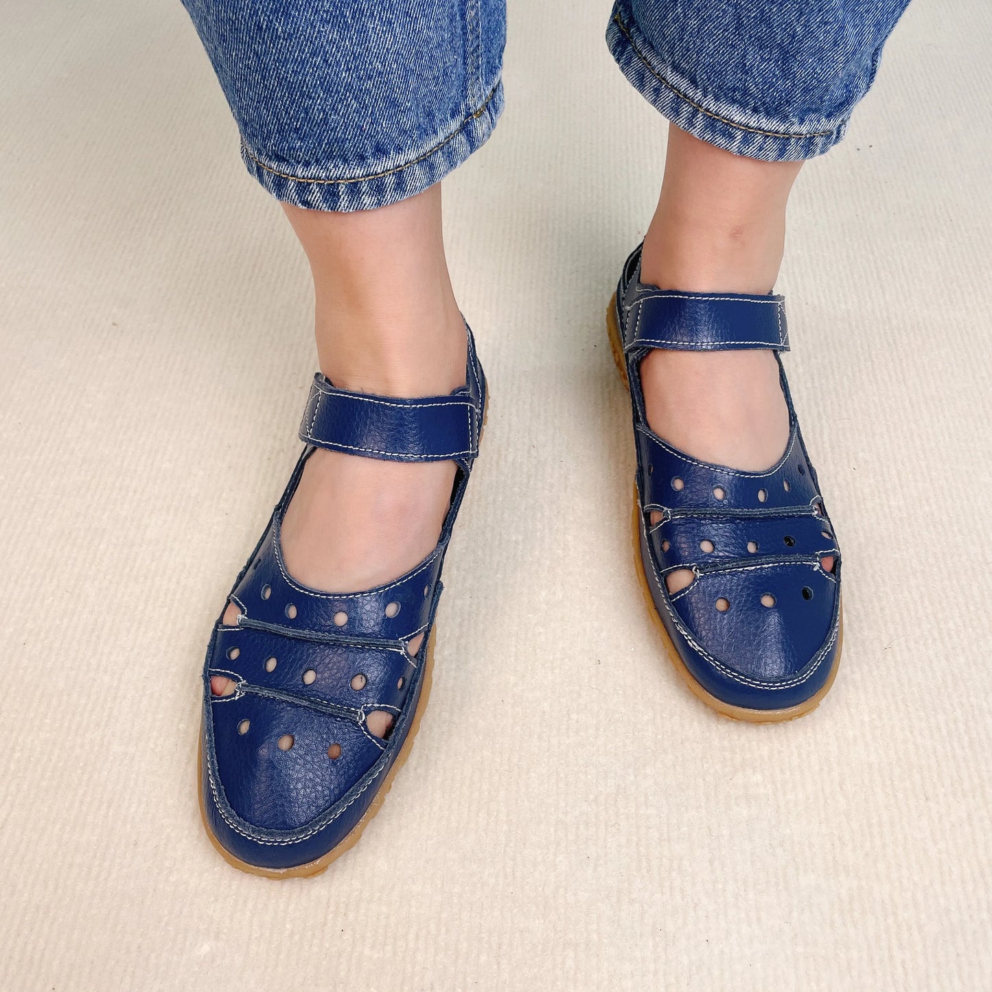 🔥- Women's Hollow Hook Flat Sandals 2