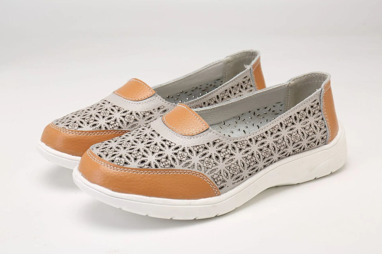 🔥Non-slip Thick Sole Brathable Shoes