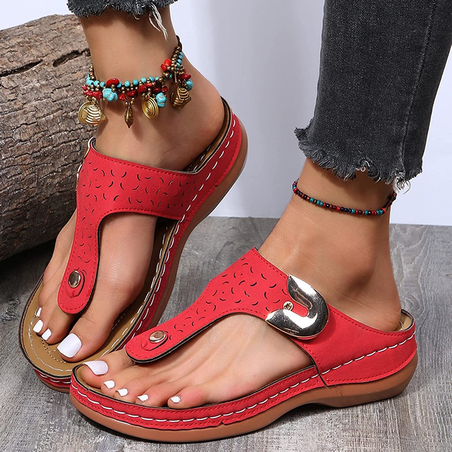 2024 Summer New Women's Metal Decor Feature Pattern Wedge Flip-Flops