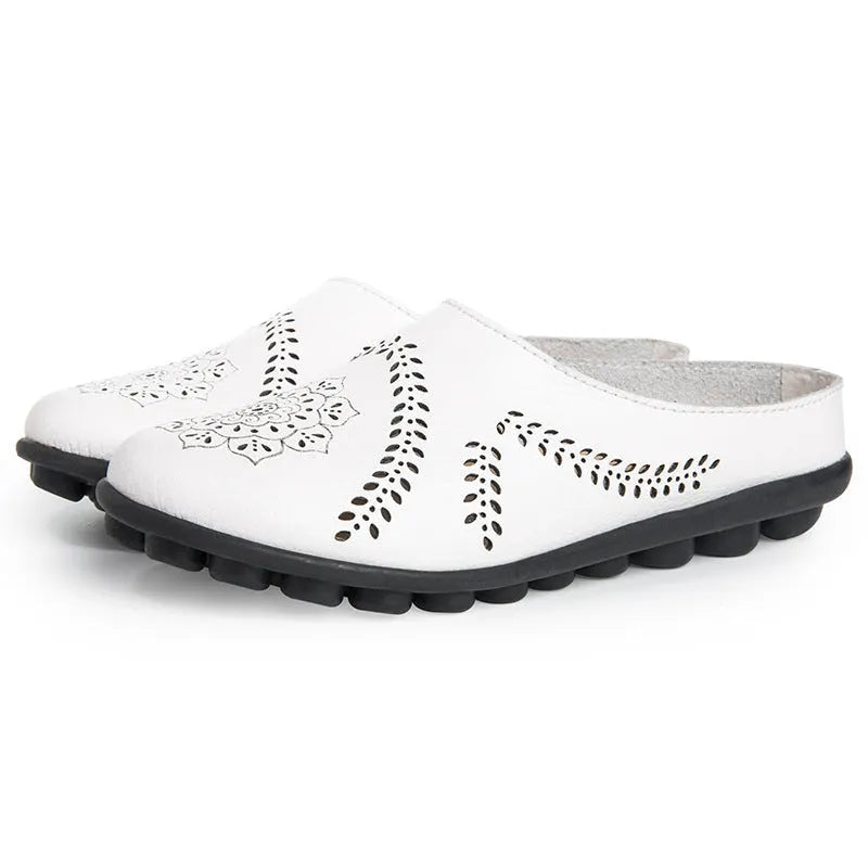 🔥Casual All-match Hollow Slippers