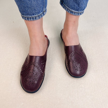 🔥Casual All-match Hollow Slippers 2